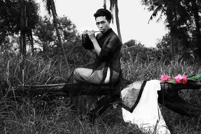 Leo Quốc Việt h&oacute;a ch&agrave;ng Thơ đ&oacute;n Xu&acirc;n